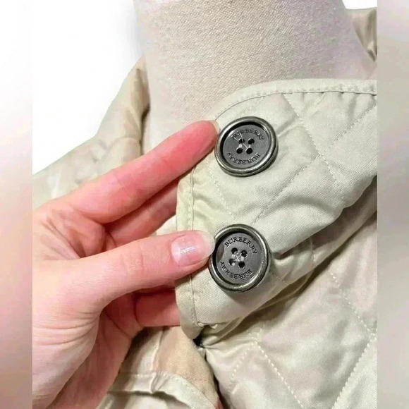 Burberry Nova Check Diamond Quilted Beige Barn Button Jacket Coat Size XL - Picture 6 of 14